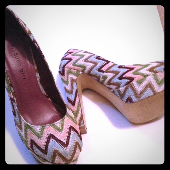 Madden Girl, platform pumps.
