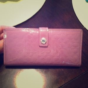 ❌ON HOLD❌Purple coach wallet