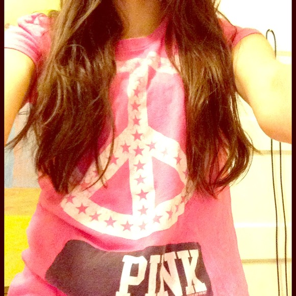 ⛔SOLD⛔ Medium PINK Shirt