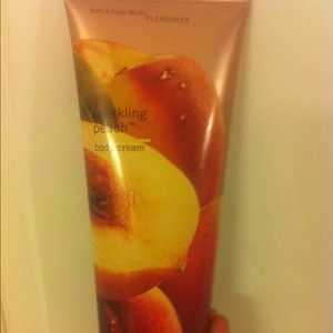 Bath and Body Works Peach Body Lotion