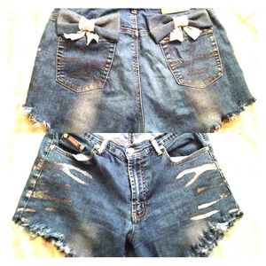 Shimmer Shorts 😁trading