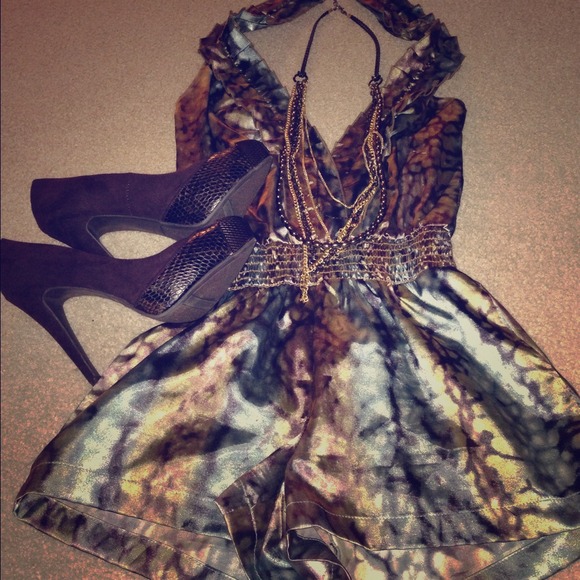 💋SOLD - BUNDLED💋! Short, Romper with Halter Top!