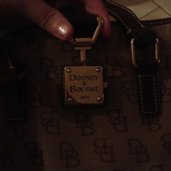 Dooney & Bourke - Picture 2 of 3