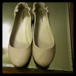 Target Nude Flats