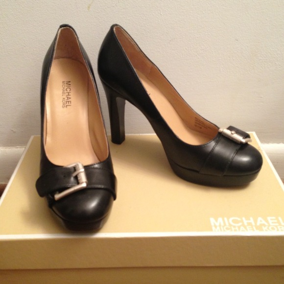 Michael Kors black heels