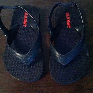 🌀 Sold 🌀Toddler boys flip flops