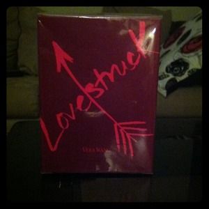 Lovestruck by Vera Wang 1.7