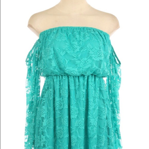 Cold Shoulder Floral Lace Dress