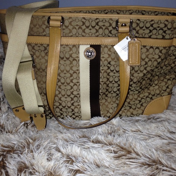 BRAND NEW COACH BAG XL W / TAGS  PAYPAL ONLY