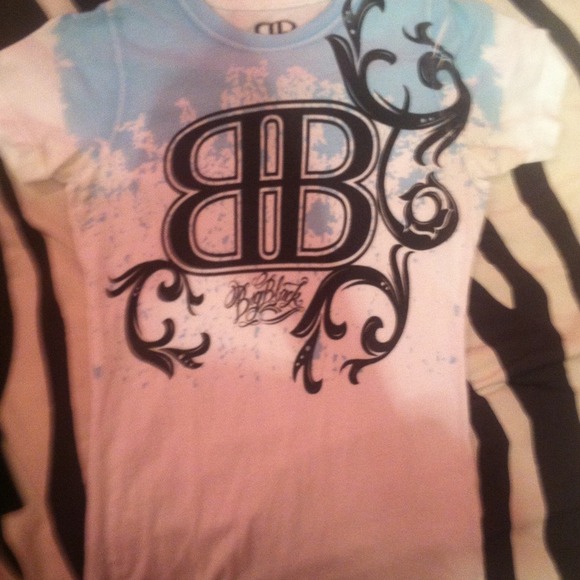 White big black shirt