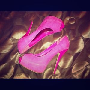Bakers pink suede pumps size 8.