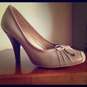 Jessica Simpson Pumps