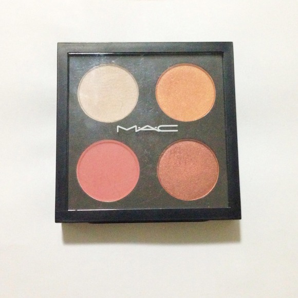 🚫SOLD🚫MAC Call Me Bubbles quad