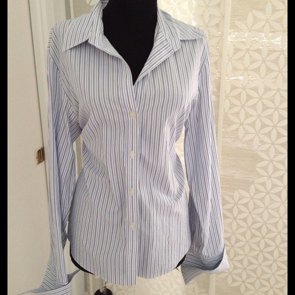 Brooke's brothers blue pinstripe dress shirt