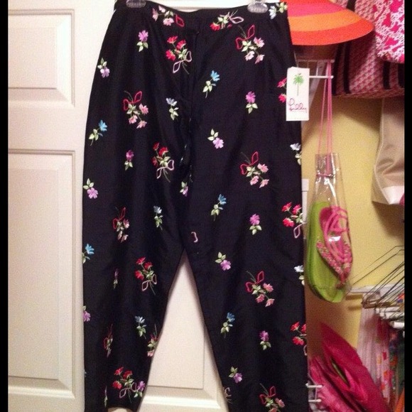 NWT Lilly Pulitzer black silk cropped pants