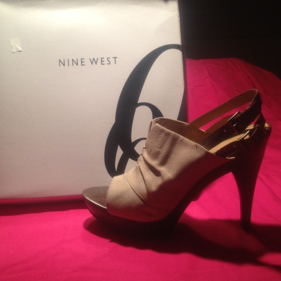Nine West Shoes - Nine West Brown Heels