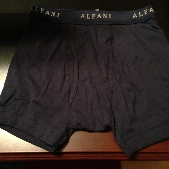Mens small Alfani Boxer Briefs. 100% cotton