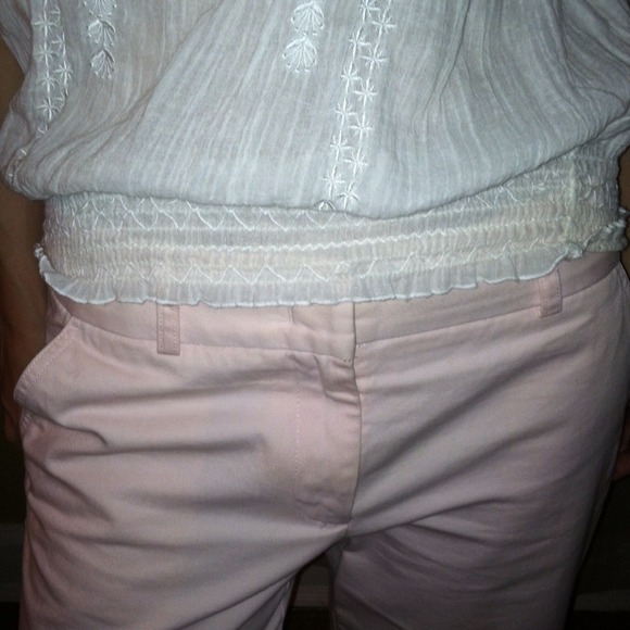 White linen-like blouse - Picture 3 of 3