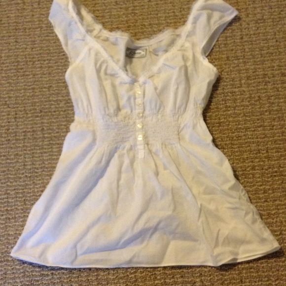 Guess peasant blouse