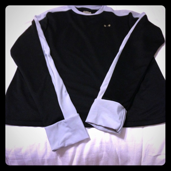 Long sleeve under armour shirt