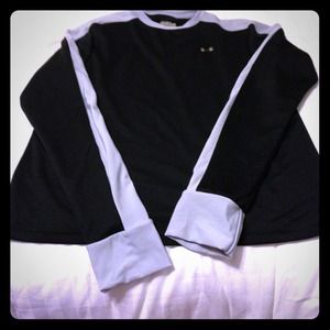 Long sleeve under armour shirt