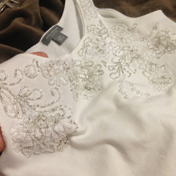 Beaded tank by Ann Taylor 💋💋