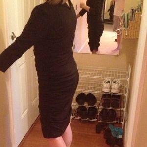 Black form-fitting dress, size M