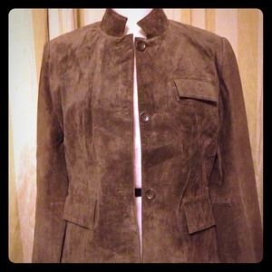 Olive leather jacket.never worn size 10.