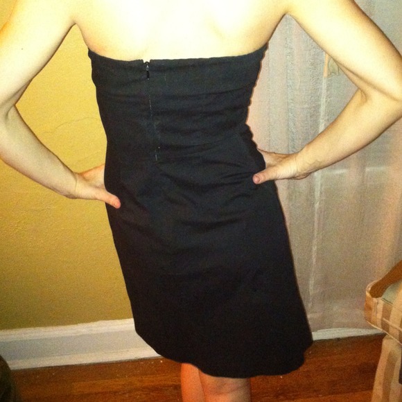 Little black dress - Picture 2 of 2