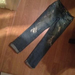 Ripped boyfriend jeans