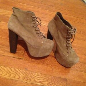 Size 9M Jeffrey Campbell Lita's in Taupe