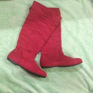 S-Fold Red Suede Boots