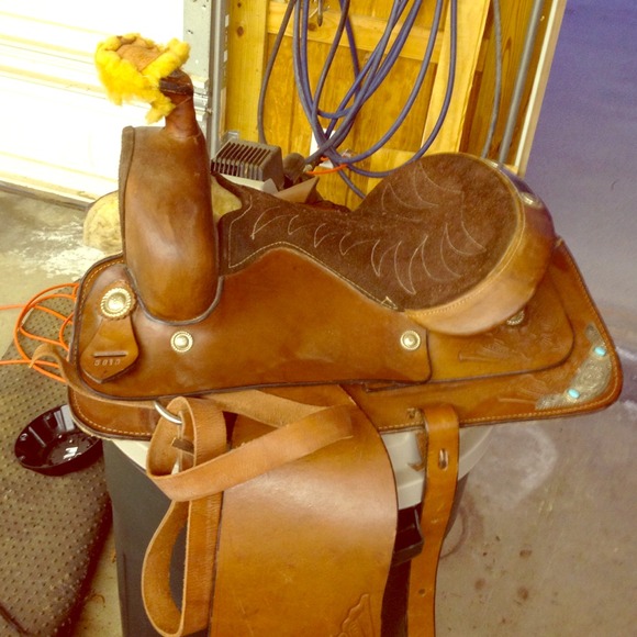 Circle T saddle