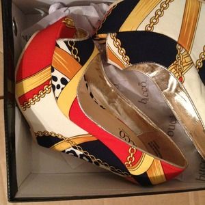 Size 7 bucco wedges bran new never been worn