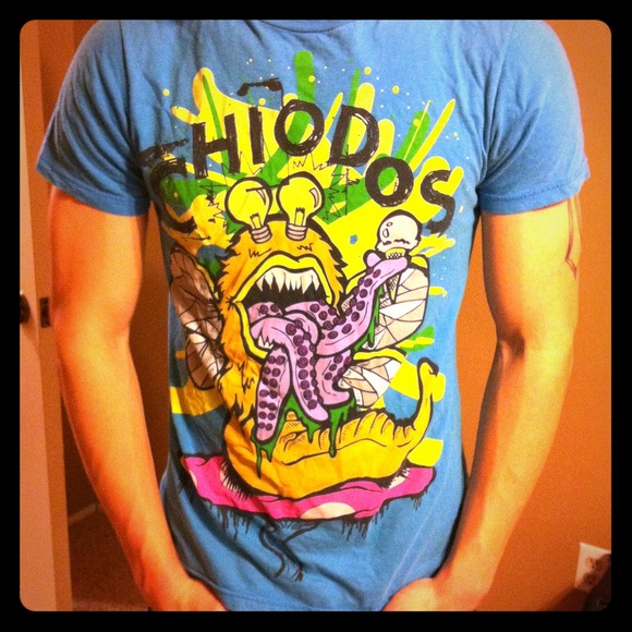 Chiodos band tshirt