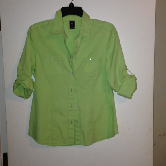 Summer Top✨Reduced✨ - Picture 3 of 4