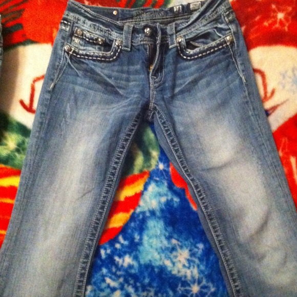 Sold - Picture 2 of 3