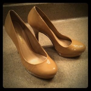 💥Reduced price! Arturo Chiang Orina Pumps Size 7M