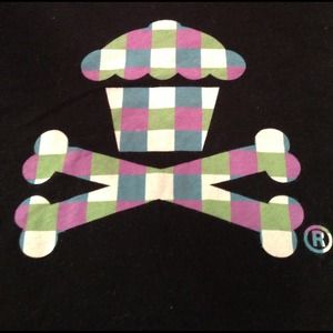 Authentic Johnny Cupcakes T-shirt