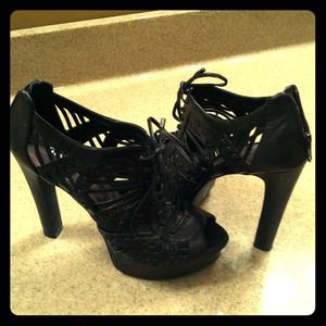 💥Reduced price! Gianni Bini size 7.5M