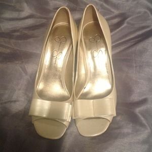 Jessica Simpson pumps👠👠