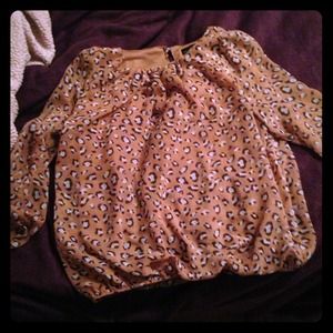 Leopard print top