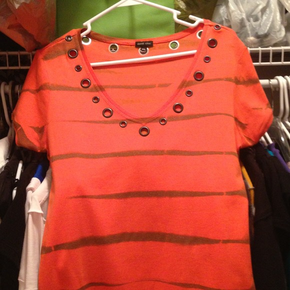 ⛔️SOLD⛔️ Orange Top!