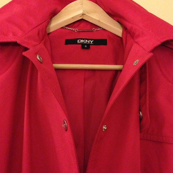 Pink DKNY trenchcoat - Picture 4 of 4