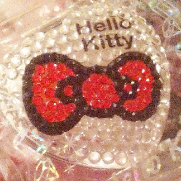 Hello Kitty Crystal Mirror - Picture 2 of 2