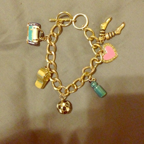Charm bracelet