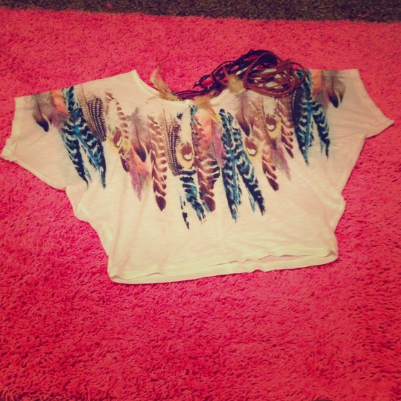Agaci feathered top with 2 braided feather belts