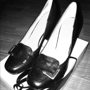 Black Nine West high heel shoes