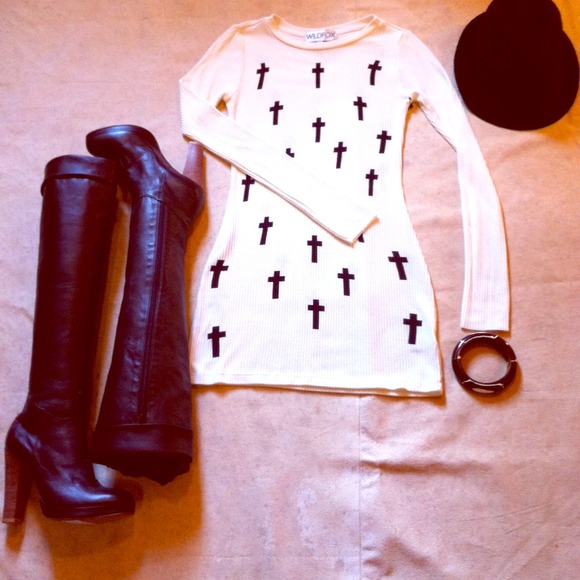 RESERVED <><><>Wildfox Dress