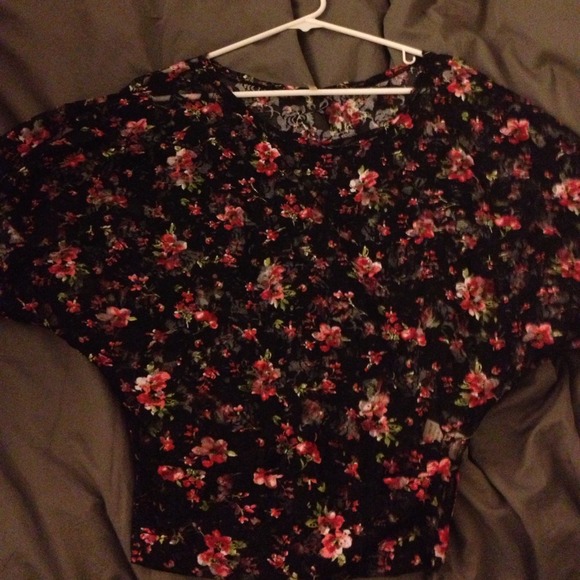 Floral lace top